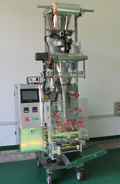 全自動(dòng)顆粒包裝機(jī)如何節(jié)省了人工成本